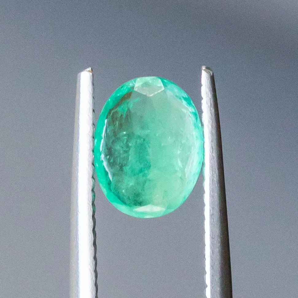 1.29CT OVAL BRILLIANT ZAMBIAN EMERALD, NEON GREEN, 8X6MM