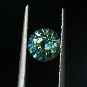 1.34CT ROUND MADAGASCAR SAPPHIRE, UNTREATED, PARTI LIGHT GREEN AND BLUE, 6.31X4.39MM