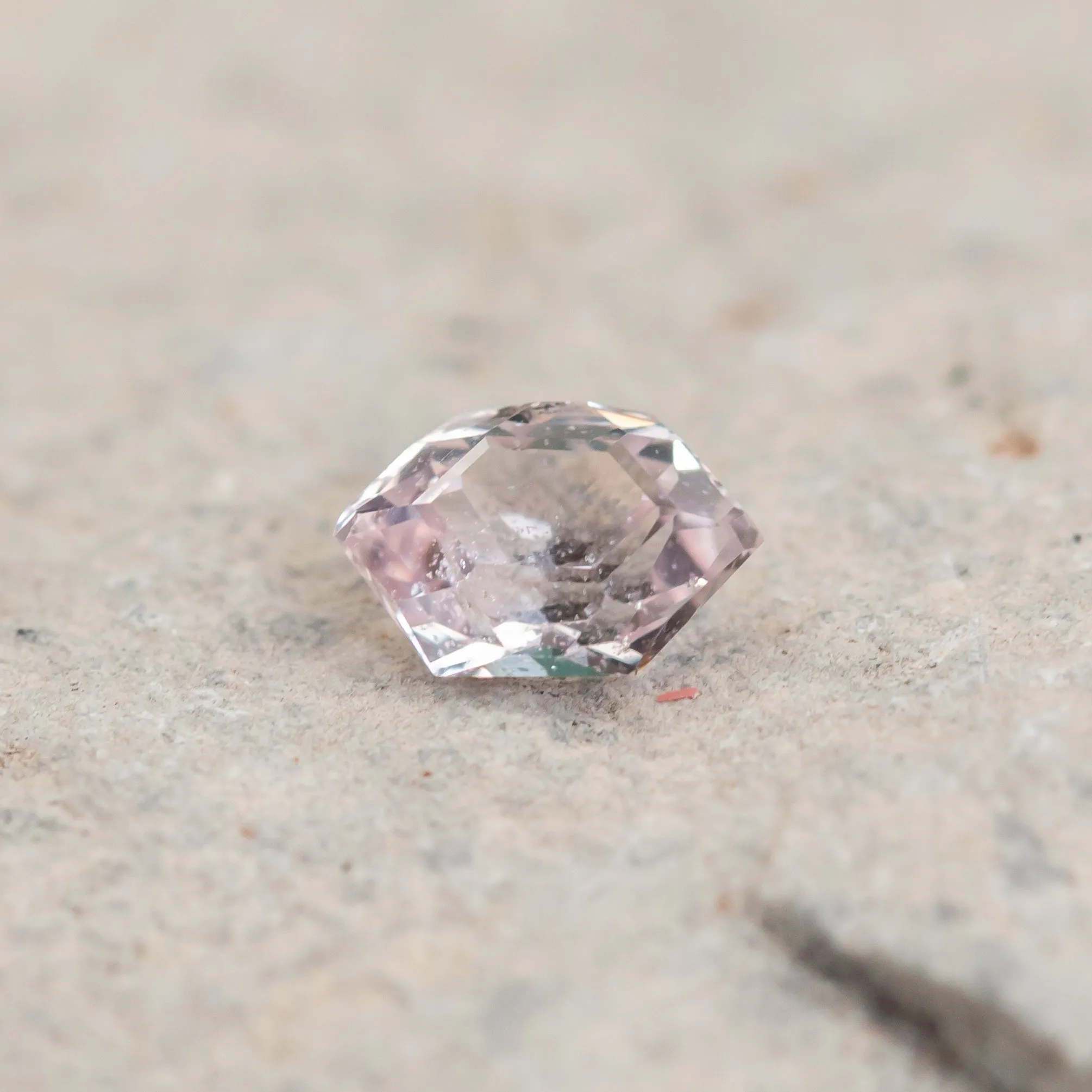 1.76CT ELONGATED HEXAGON SAPPHIRE, LIGHT PINK, 8.44X5.84X4.45MM, UNTREATED