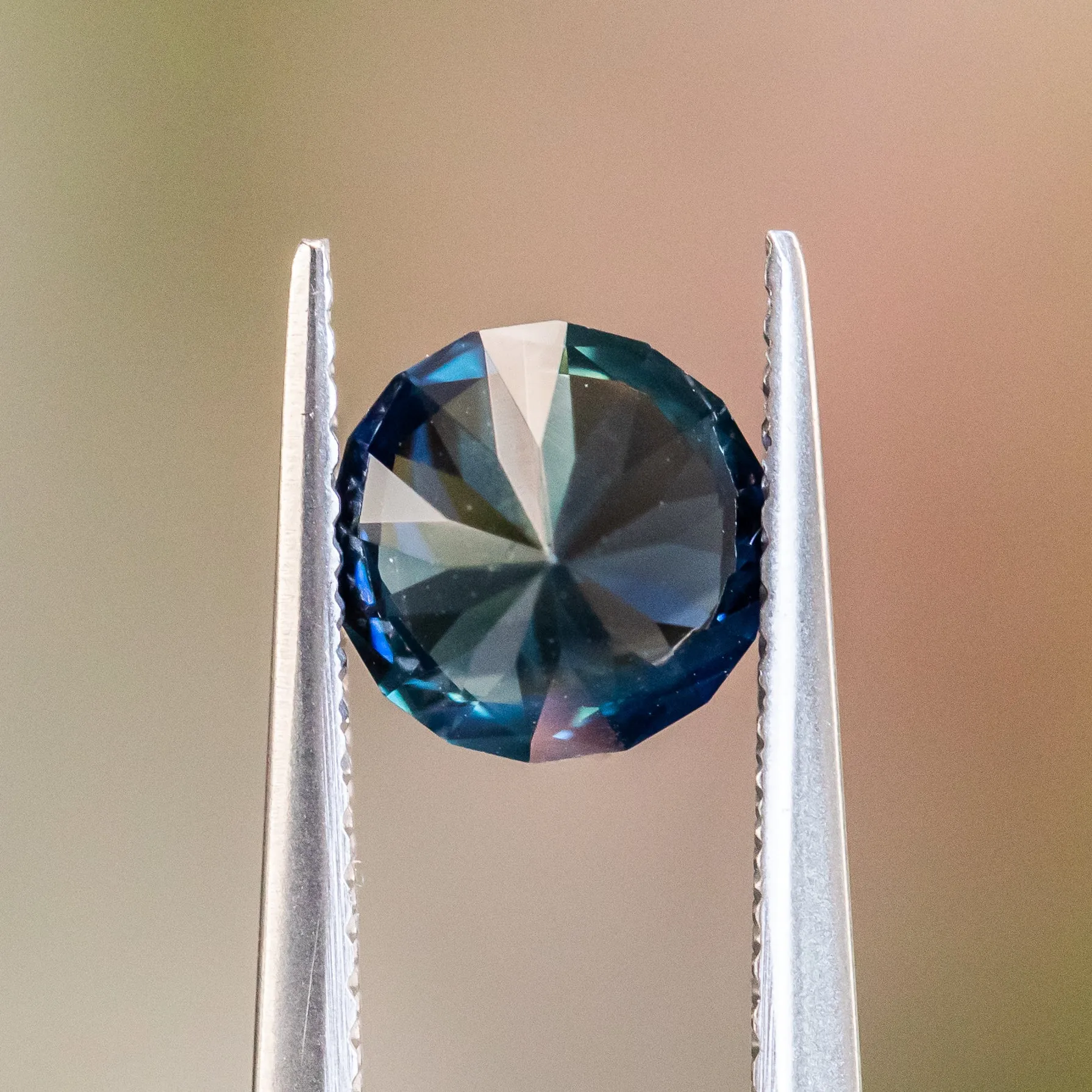 1.78CT ROUND GOMBE SAPPHIRE, DEEP BLUE TEAL, 7.10X4.86MM, UNTREATED.