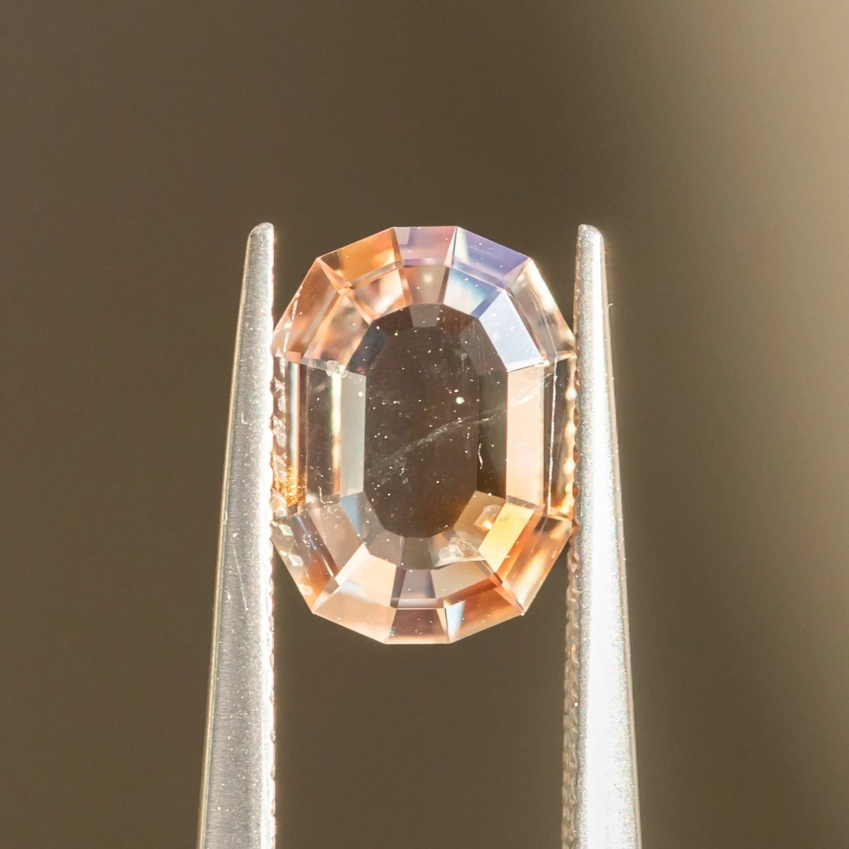 2.17CT PORTRAIT CUT MONTANA SAPPHIRE, SOFT PEACH WITH ORANGE, 9.75X7.45X2.73MM