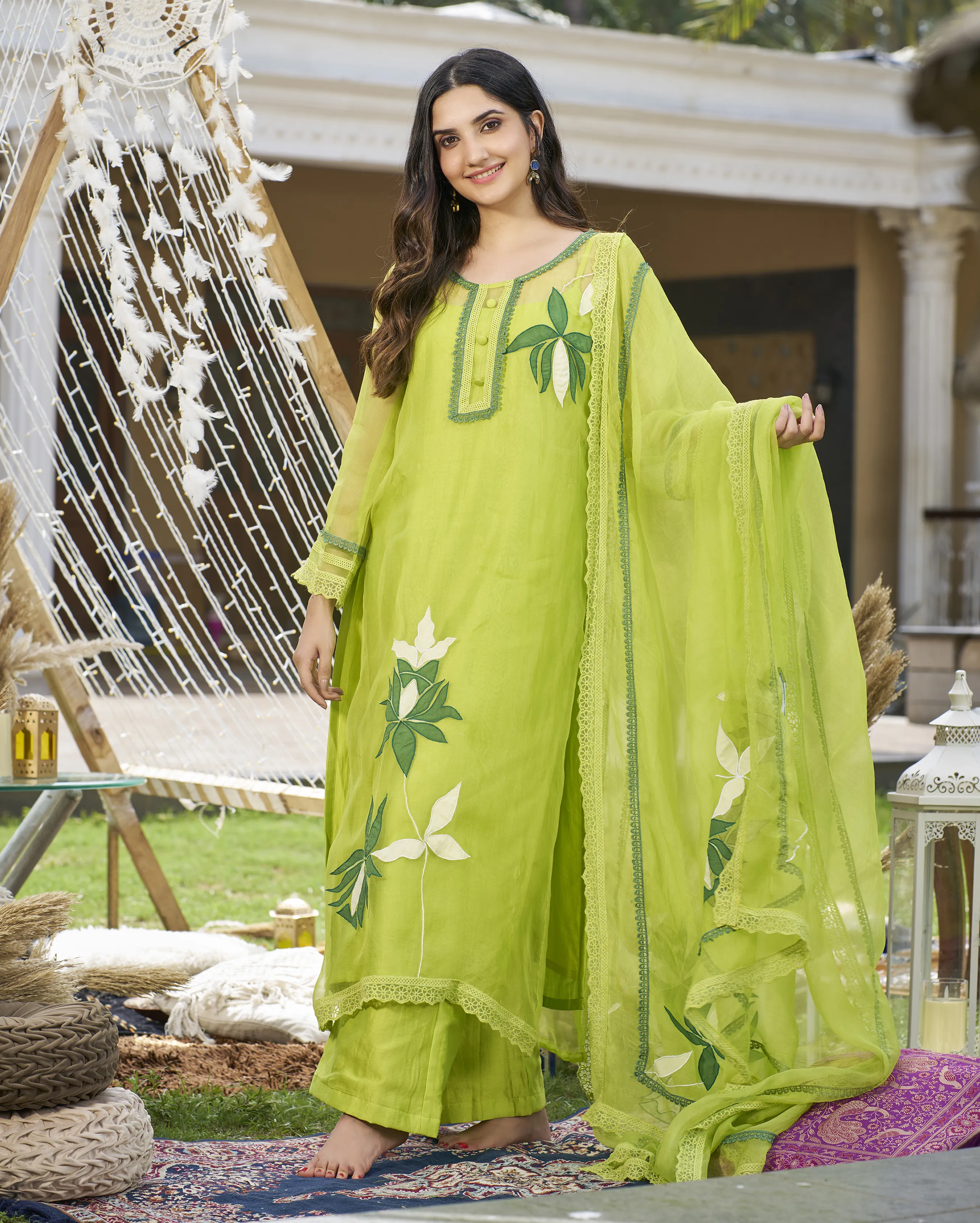 Daai Neon Green Applique Organza Kurta Set