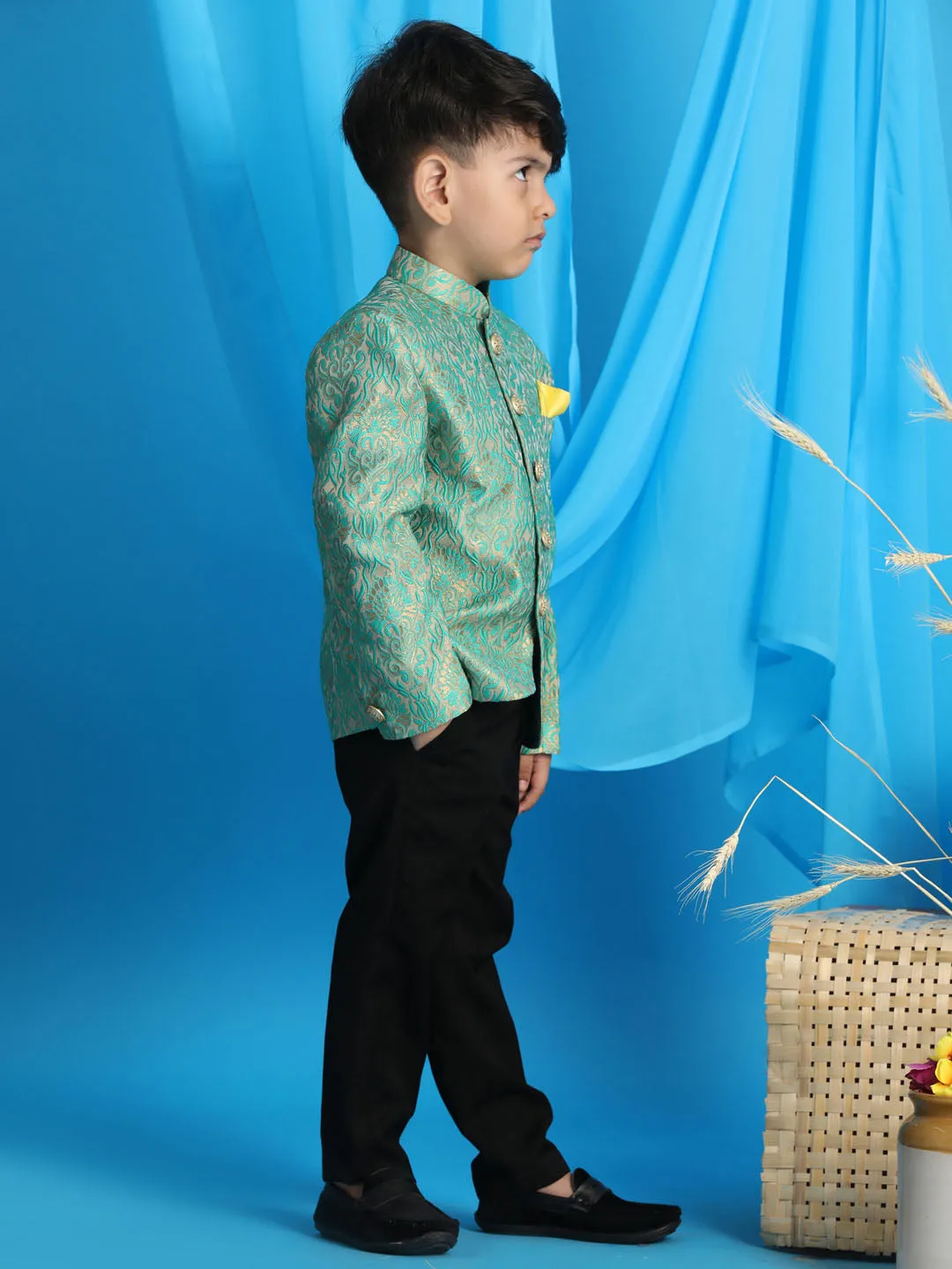 VASTRAMAY Boy's Green Woven Design Jodhpuri